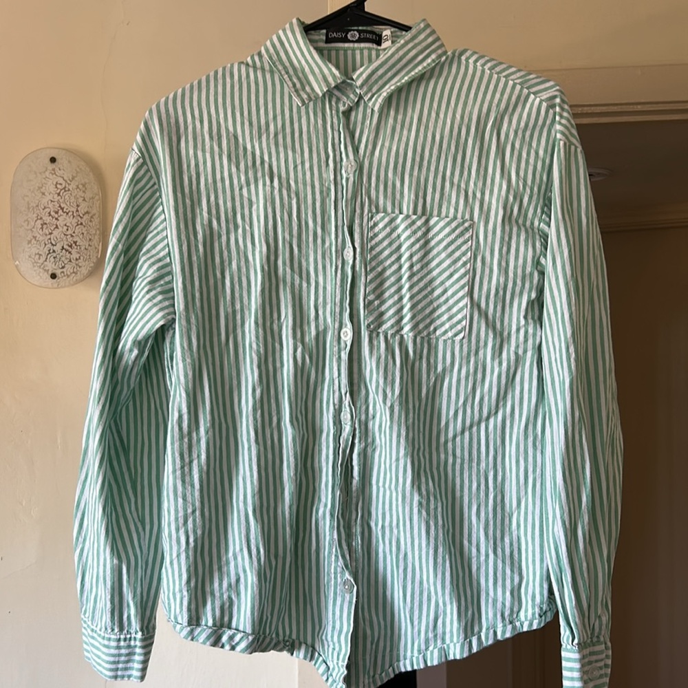 Daisy Street Green Striped Button-up